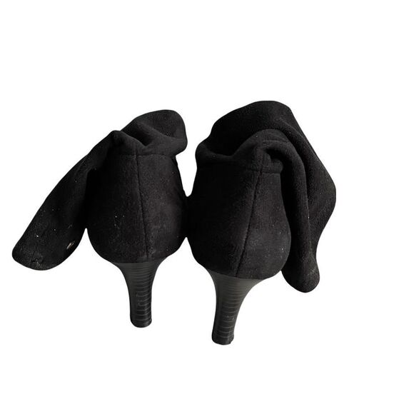 TOMMY HILFIGER Black Faux Suede Pull On Ankle Boots Heel  10 - Picture 9 of 12